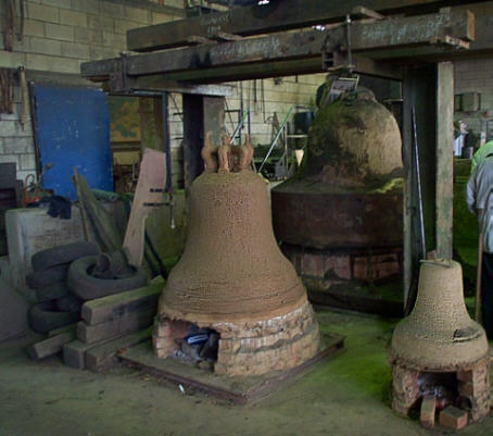 Glockenform aus Lehm