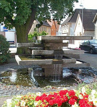 Brunnen auf dem Friedrich-Ebert-Platz