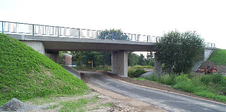 Ostumgehungsbrcke ber den Schwarzbach